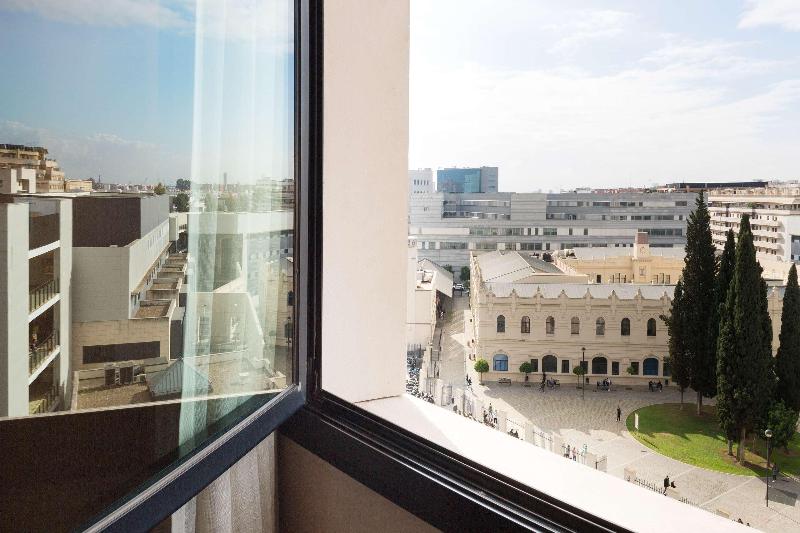 اتاق استاندارد یک نفره, Occidental Sevilla Viapol