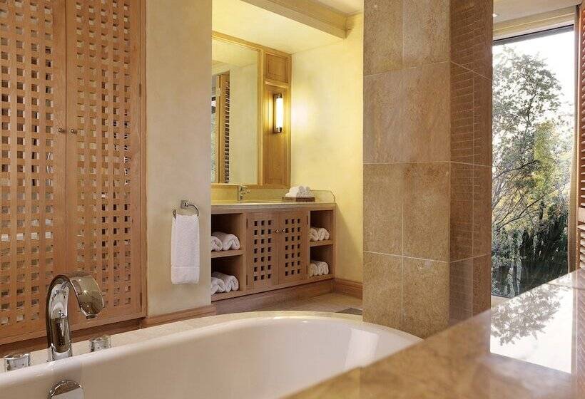 Deluxe Suite, Saxon  Villas And Spa