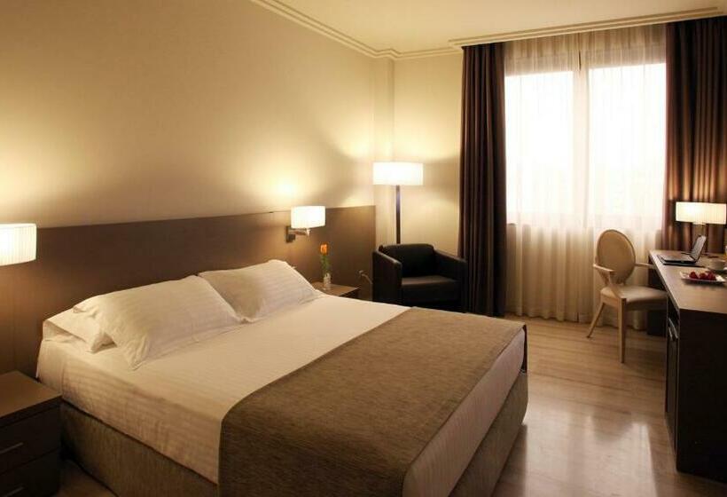 اتاق استاندارد, Sb Ciutat Tarragona