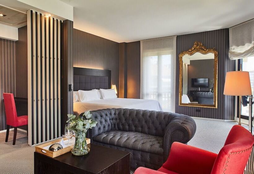 سوئیت جونیور با چشم‌انداز باغ, Silken Gran Hotel Durango