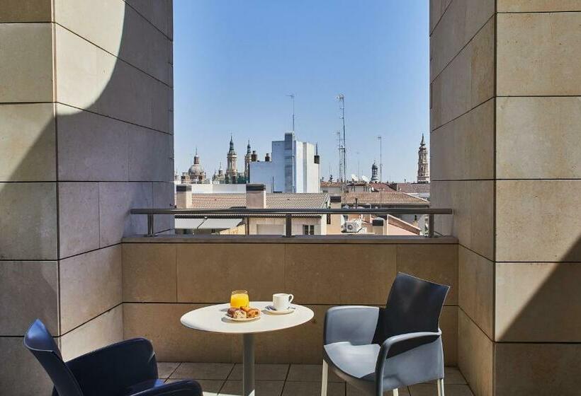 Habitación Estándar con Terraza, Silken Reino De Aragon