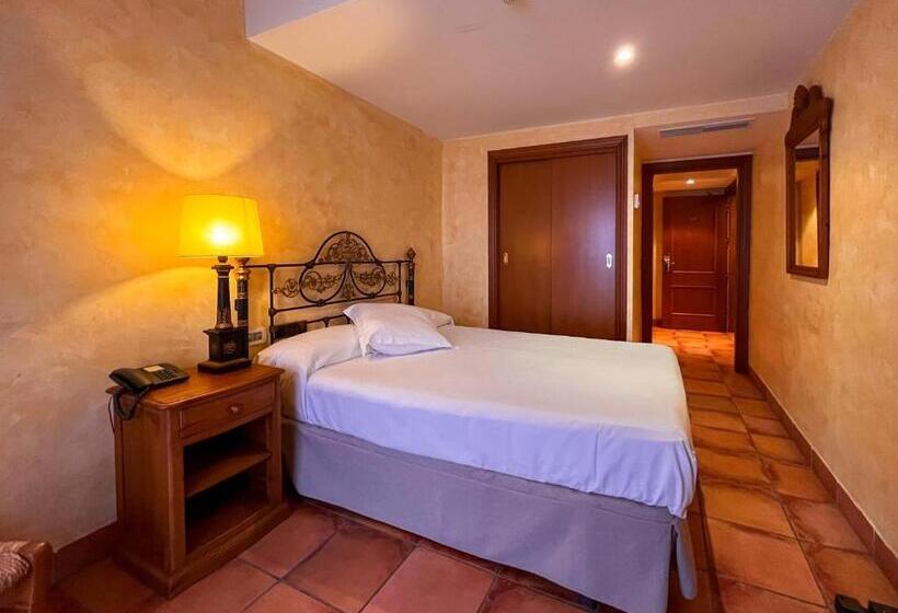 اتاق استاندارد یک نفره, Vila De Tossa