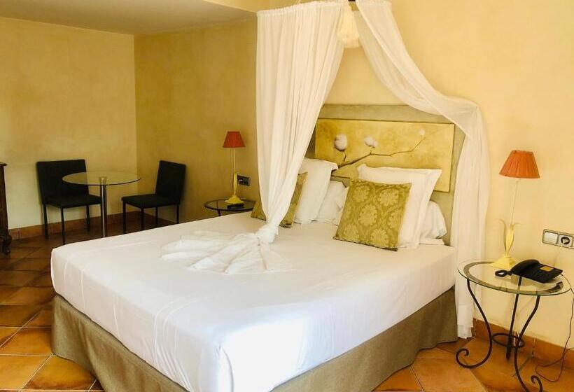 سوییت جونیور, Vila De Tossa