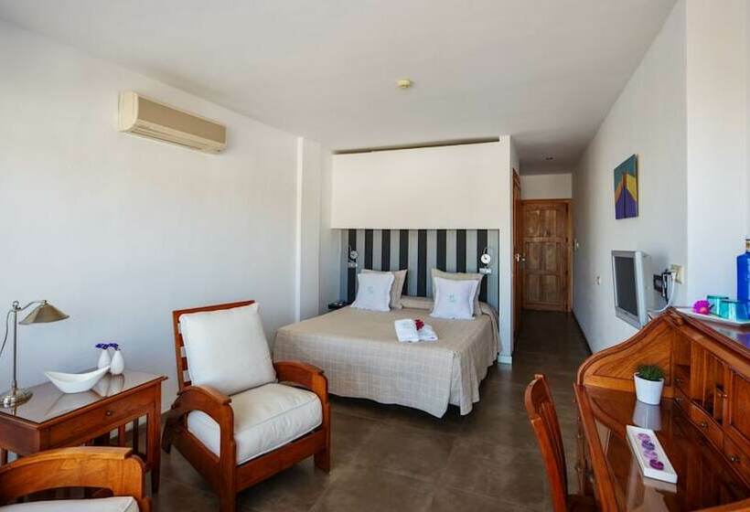 اتاق سوپریور با چشم‌انداز دریا, Boutique Hotel El Tio Kiko