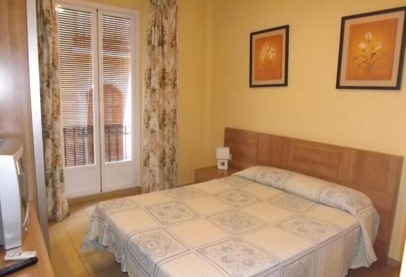 Chambre Familiale, Hostal Costa Azul