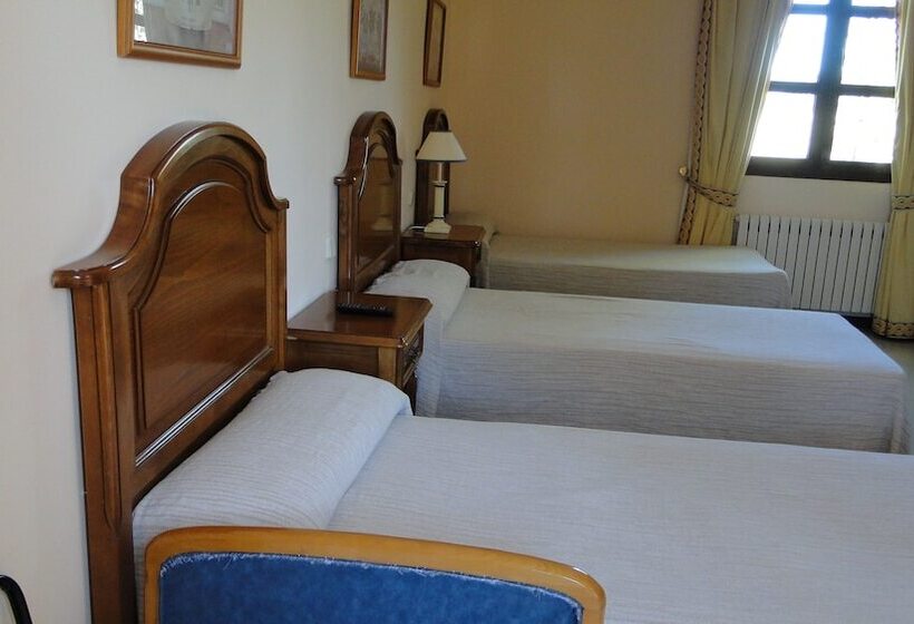 اتاق کلاسیک چهارنفره, Hostal Las Paneras