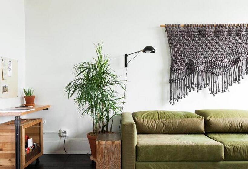 استودیوی سوپریور, The Clyde Hotel Portland By Kasa