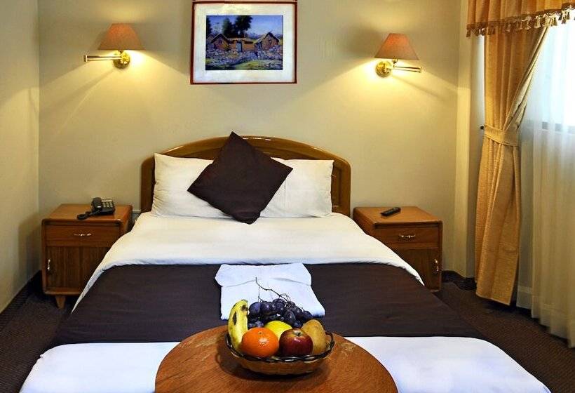 اتاق استاندارد یک نفره, Balsa Inn