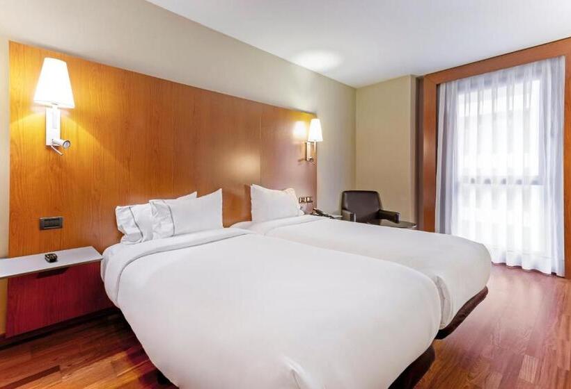 اتاق استاندارد, B&b Hotel Zaragoza Los Enlaces Estación
