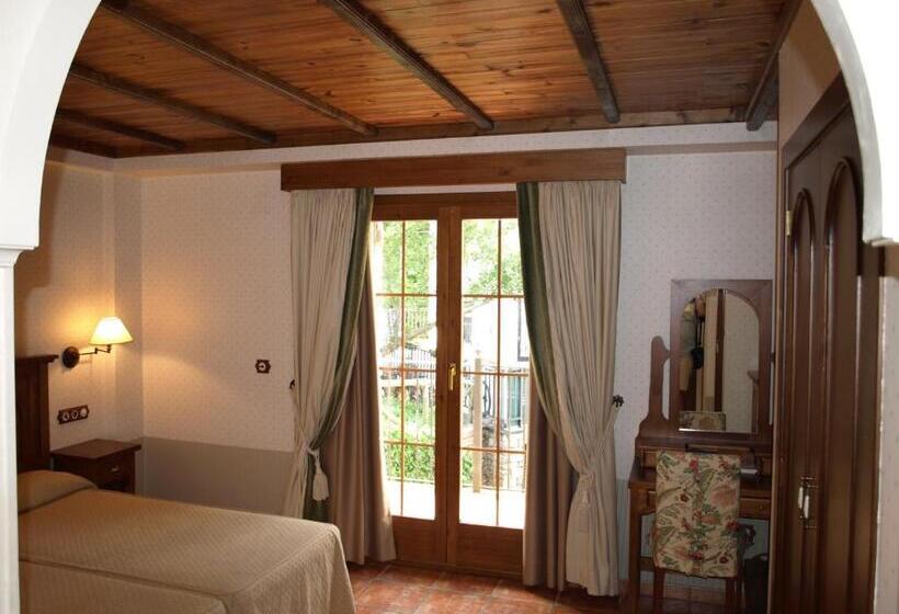 Standard Room with Spa Access, Bocalé