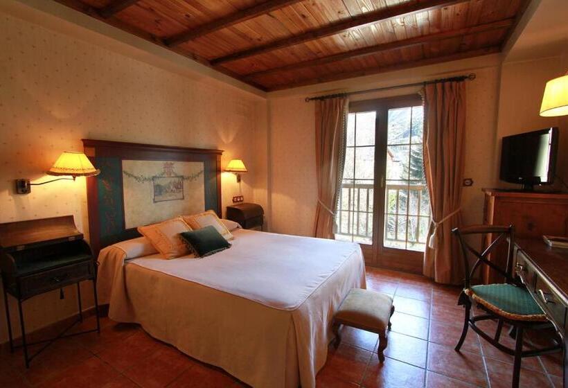 Superior Room with Spa Access, Bocalé