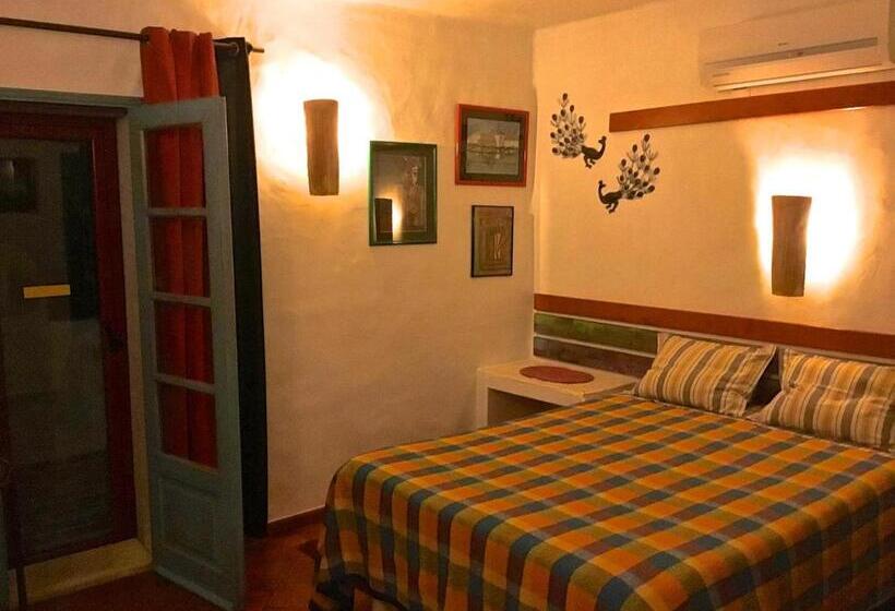اتاق استاندارد با بالکن, Casa Do Rio / Tavira Inn   Adults Only