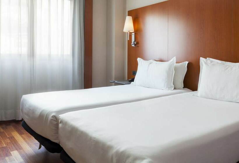 Standard Triple Room, B&B Ciudad de Lleida