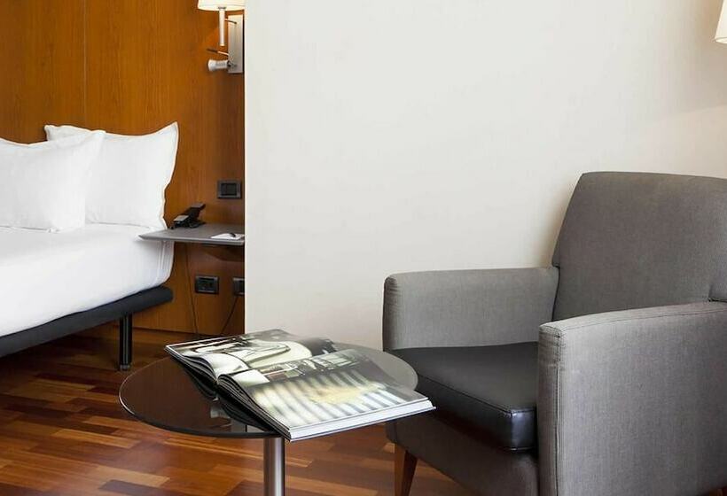 Háromágyas Standard Szoba, B&B Ciudad de Lleida