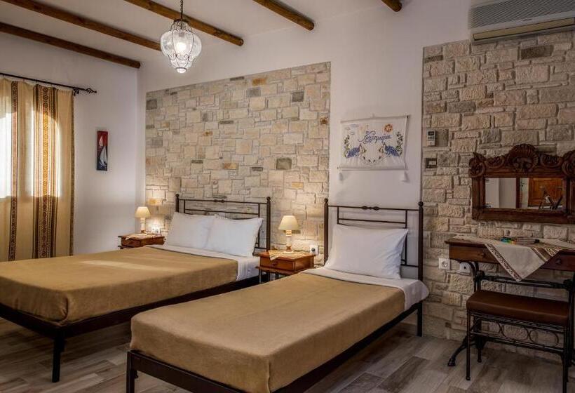 اتاق استاندارد سه نفره, Cretan Villa