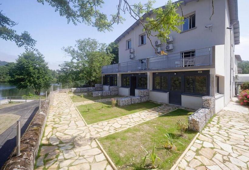 سوئیت جونیور با تراس, Du Lac Foix