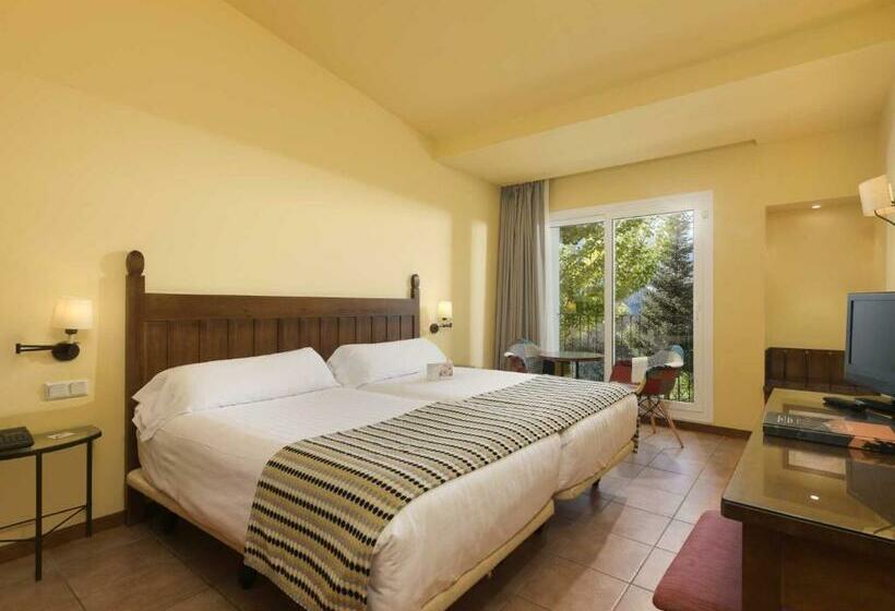 Standard Triple Room, Fuerte Grazalema