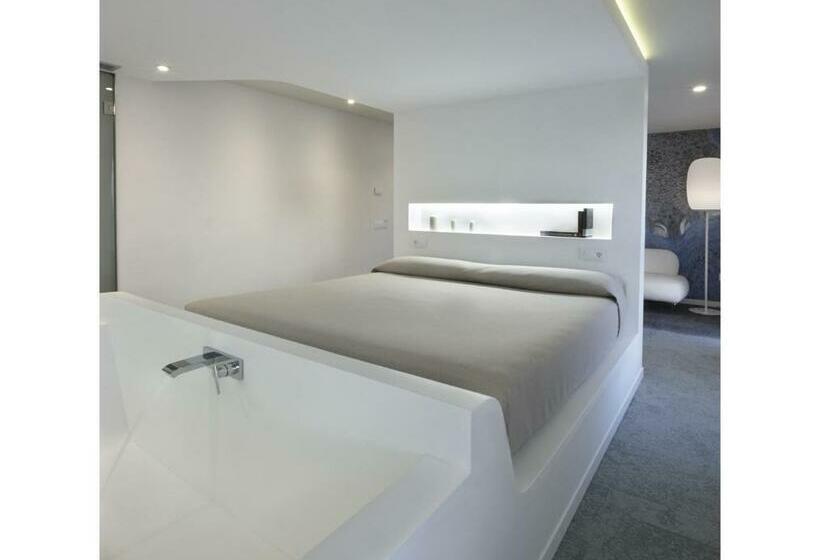 سوییت جونیور, Maciá Granada Five Senses Rooms & Suites