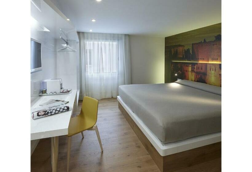 سوئیت جونیور خانوادگی, Maciá Granada Five Senses Rooms & Suites