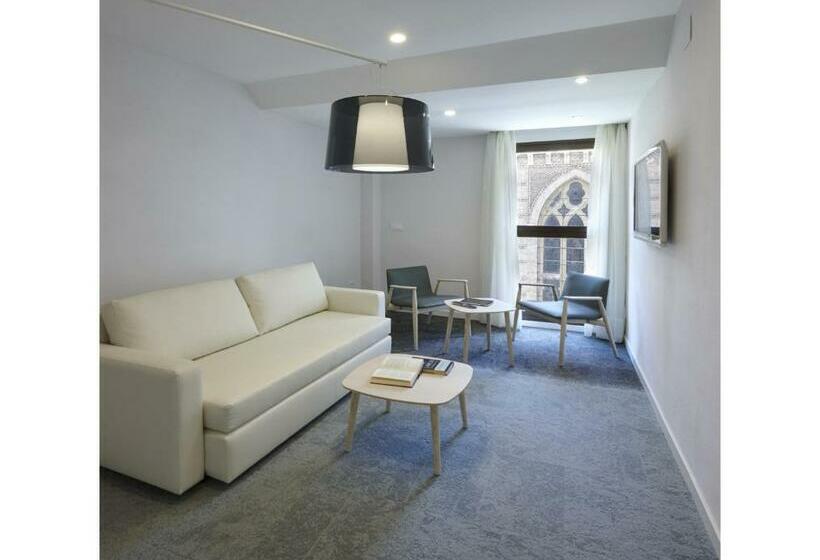 سوئیت جونیور خانوادگی, Maciá Granada Five Senses Rooms & Suites