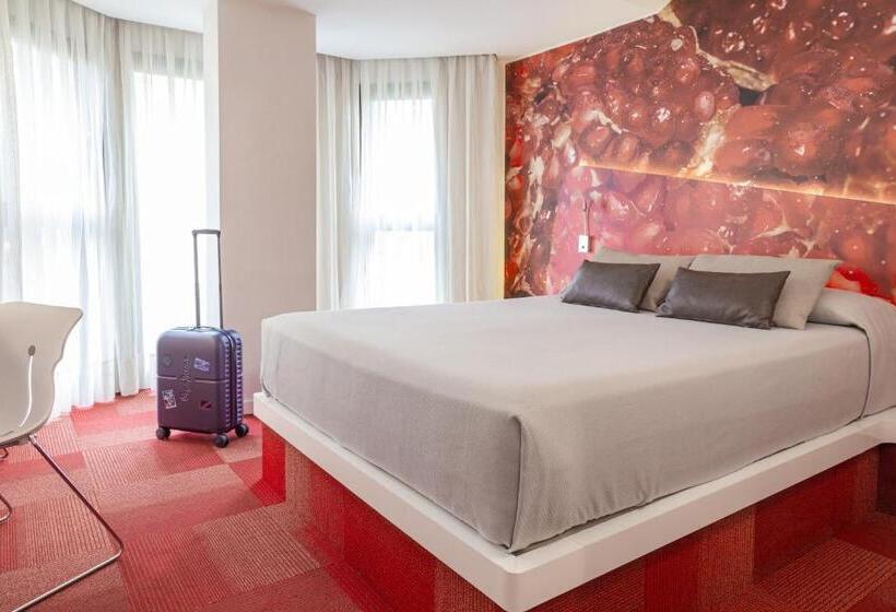 آپارتمان یک خوابه با دری مشترک که هال را جدا می کند., Maciá Granada Five Senses Rooms & Suites