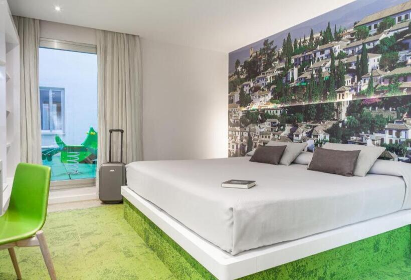 جناح جونيور عائلى, Granada Five Senses Rooms & Suites