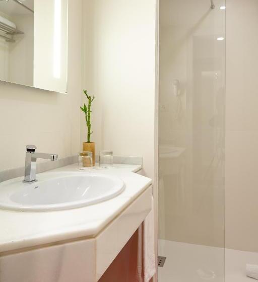 اتاق استاندارد, Maciá Granada Five Senses Rooms & Suites
