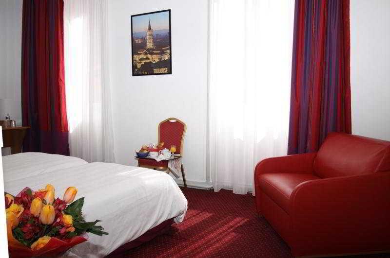 Classic Room, Le Clocher De Rodez Centre Gare