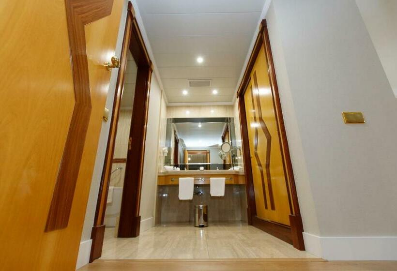 סוויטה משפחתית, Oca Puerta Del Camino