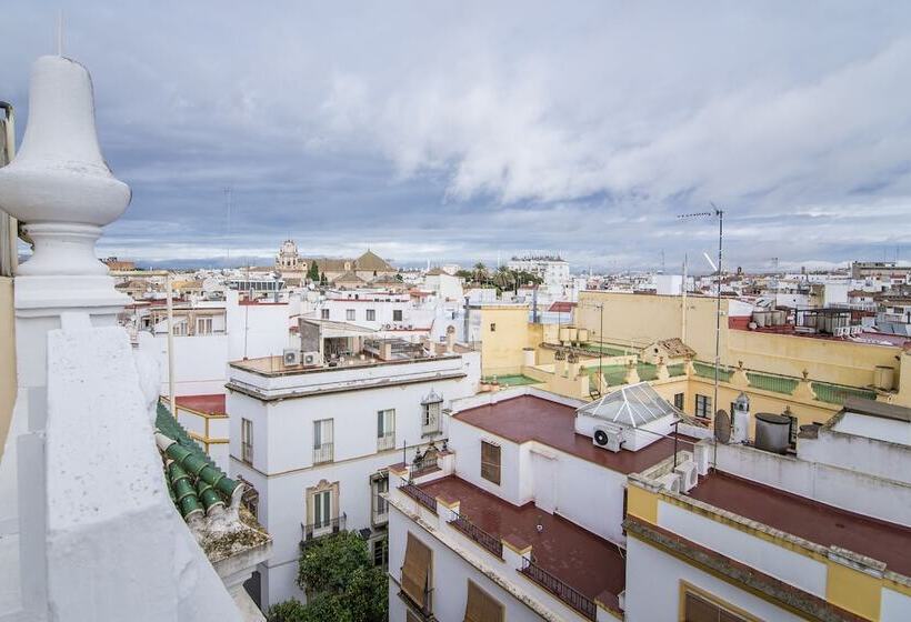 Standard Quadruple Room, Petit Palace Canalejas Sevilla