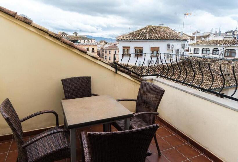 Habitación Familiar, Plaza Nueva