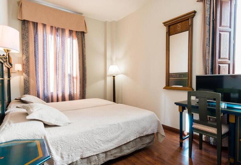 Standard Room, Plaza Nueva