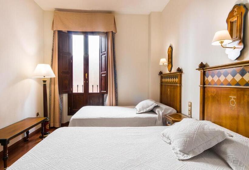 Economy Zimmer, Plaza Nueva