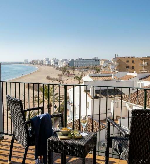 Standard Triple Room Side Sea View, Roses Platja