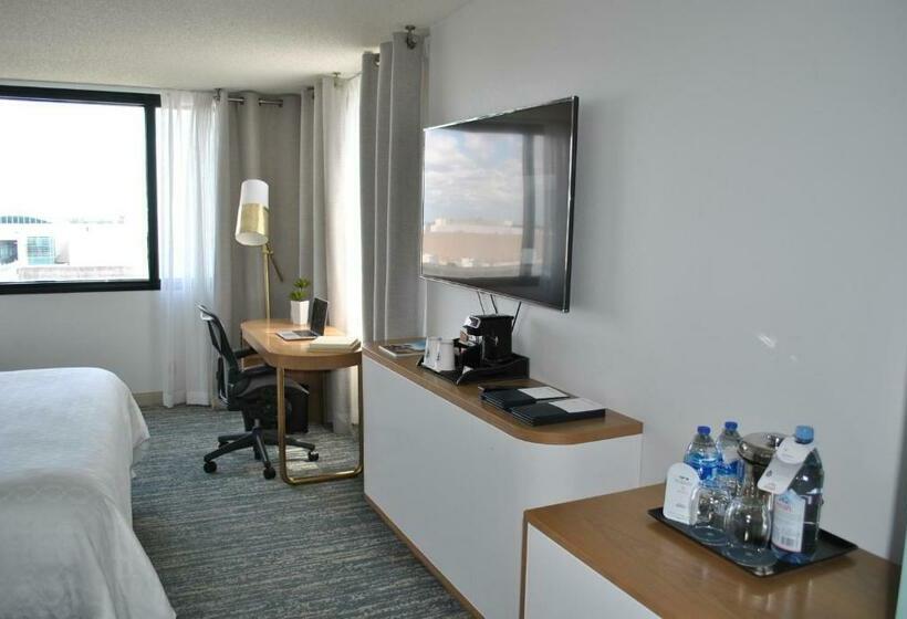 Номер Классика Кровать Кинг, Sheraton Miami Airport Hotel And Executive Meeting Center