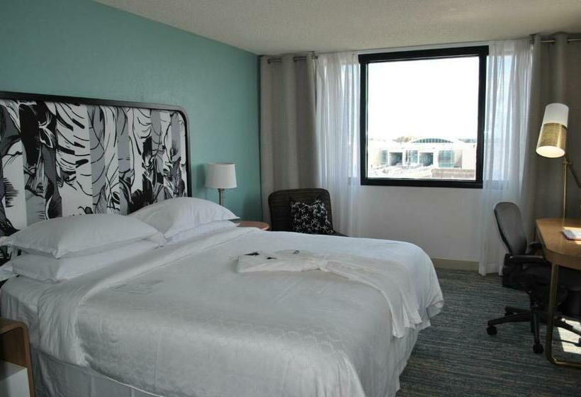 Standaardkamer met Kingsize Bed, Sheraton Miami Airport  & Executive Meeting Center