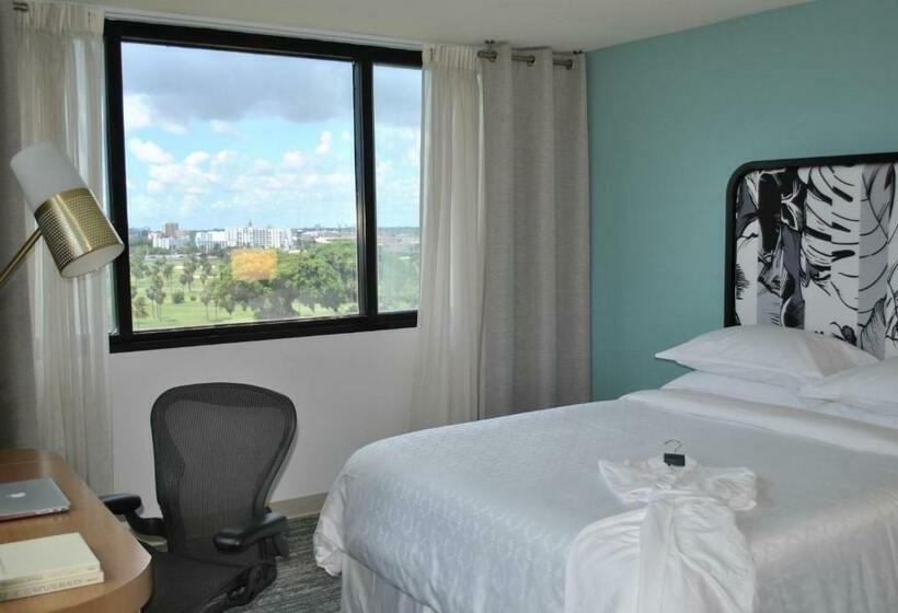 Номер Deluxe Кровать Кинг, Sheraton Miami Airport Hotel And Executive Meeting Center