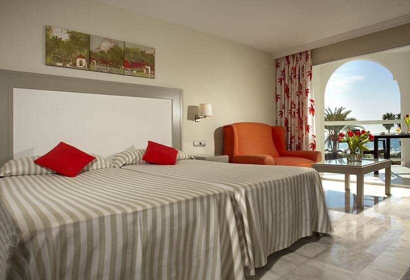 带露台的标准工作室, Ona Marinas De Nerja Spa Resort