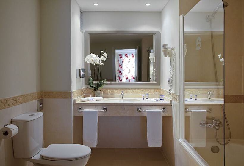 带1个卧室的带阳台的公寓, Ona Marinas De Nerja Spa Resort