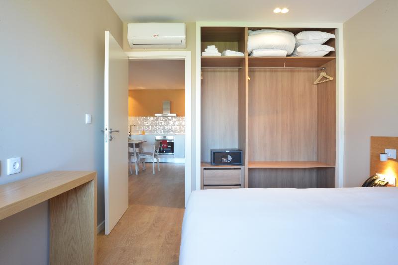 带1个卧室的带阳台的公寓, Ona Marinas De Nerja Spa Resort