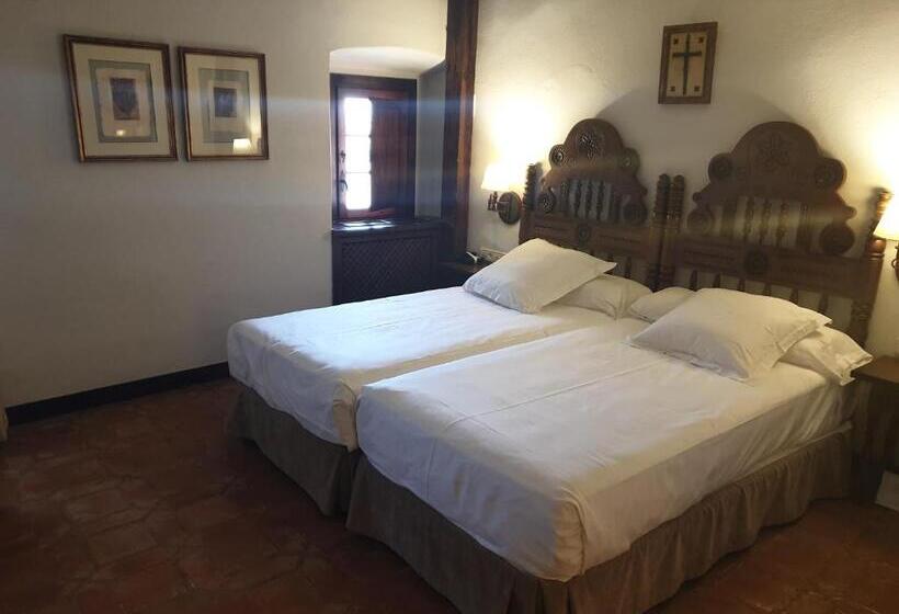 Quarto standard, Parador De Plasencia