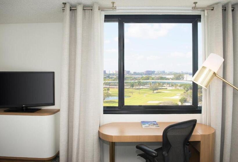 Люкс Клуб, Sheraton Miami Airport Hotel And Executive Meeting Center