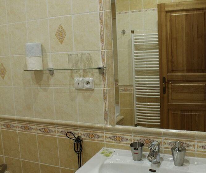 اتاق اکونومی, Orix