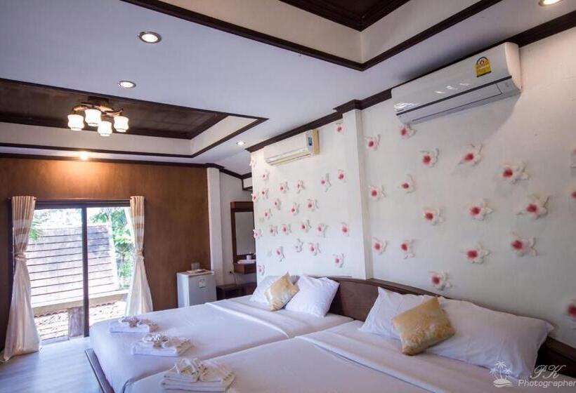 سوئیت جونیور خانوادگی, Suanya Kohkood Resort And Spa