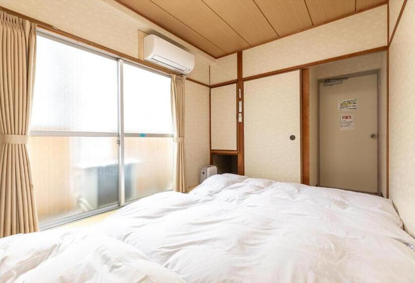 اتاق استاندارد سه تخته با سرویس بهداشتی مشترک, Akashiya Ryokan Bekkan