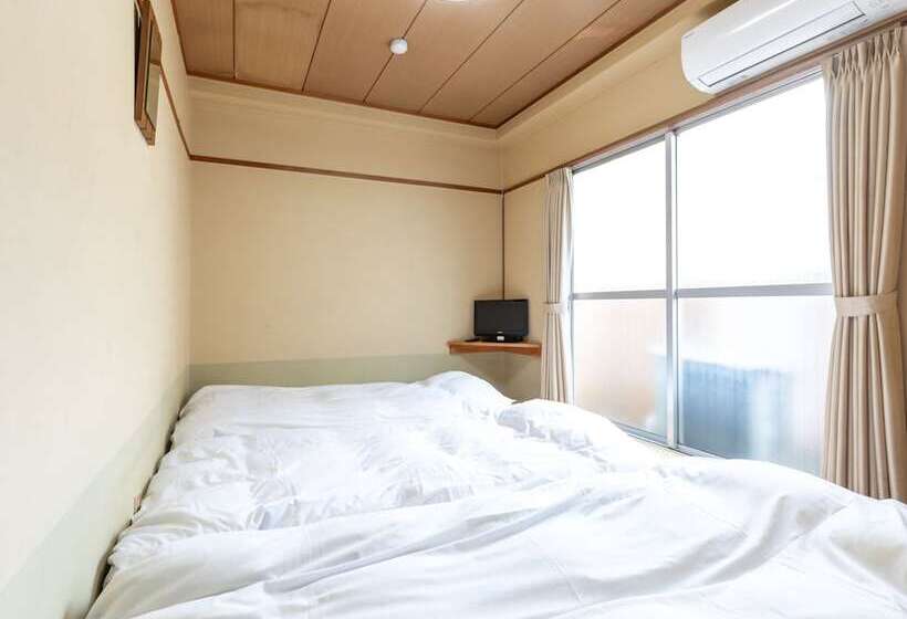 اتاق استاندارد سه تخته با سرویس بهداشتی مشترک, Akashiya Ryokan Bekkan