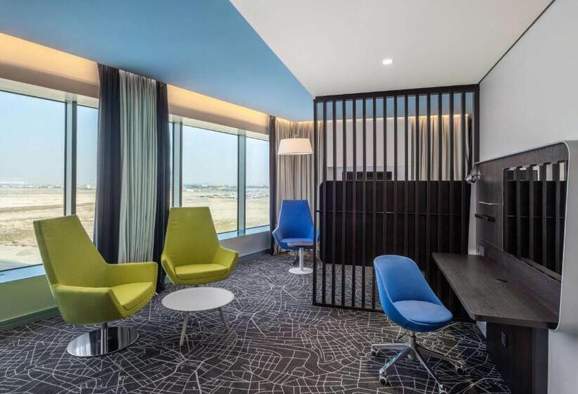 سوییت جونیور, Park Inn By Radisson Jeddah Madinah Road