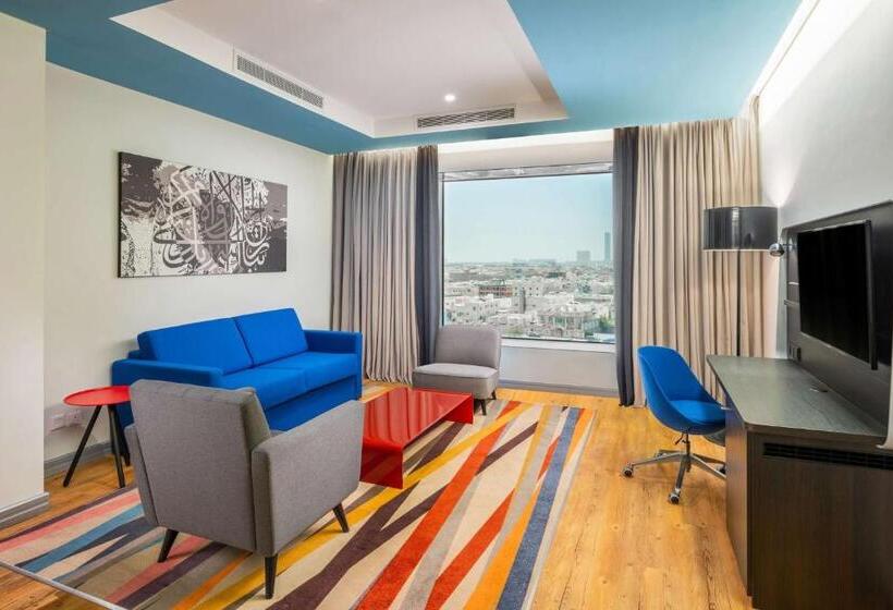 سوییت, Park Inn By Radisson Jeddah Madinah Road