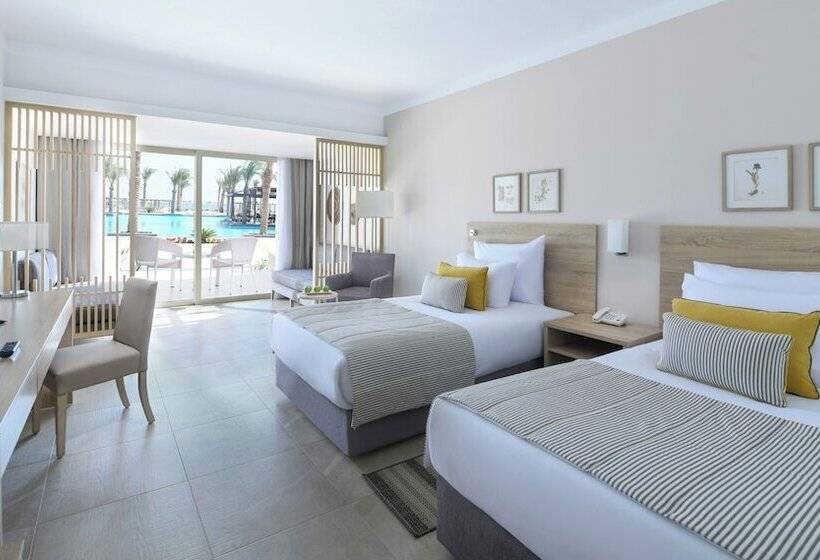 اتاق لوکس با چشم‌انداز دریا, Iberotel Costa Mares