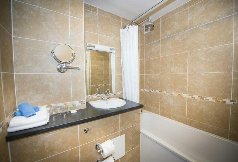 اتاق استاندارد سه نفره, Columba Hotel Inverness By Compass Hospitality